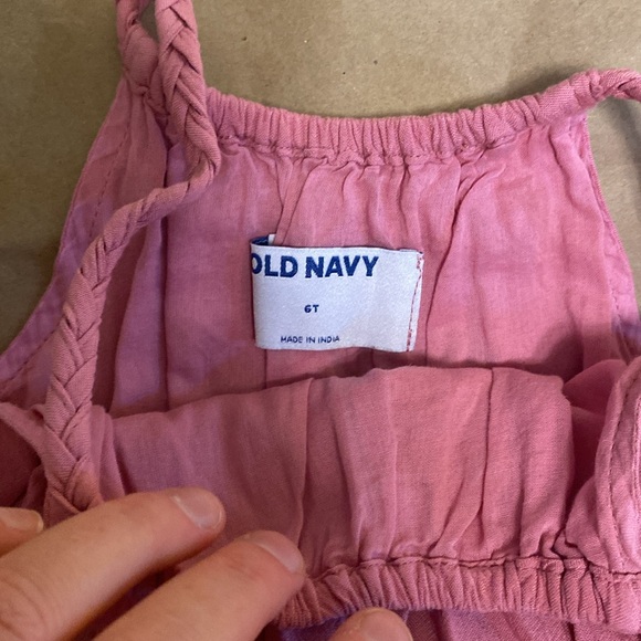 Lot of little girls size 6 dresses(x6), romper(1), denim jacket and sweater - Picture 12 of 12